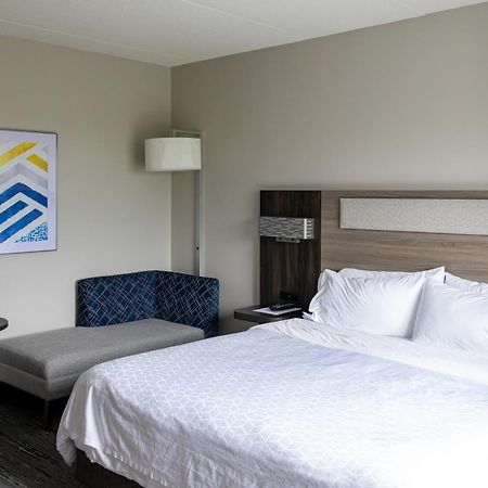 Holiday Inn Express Hotel & Suites Brockville By Ihg Extérieur photo