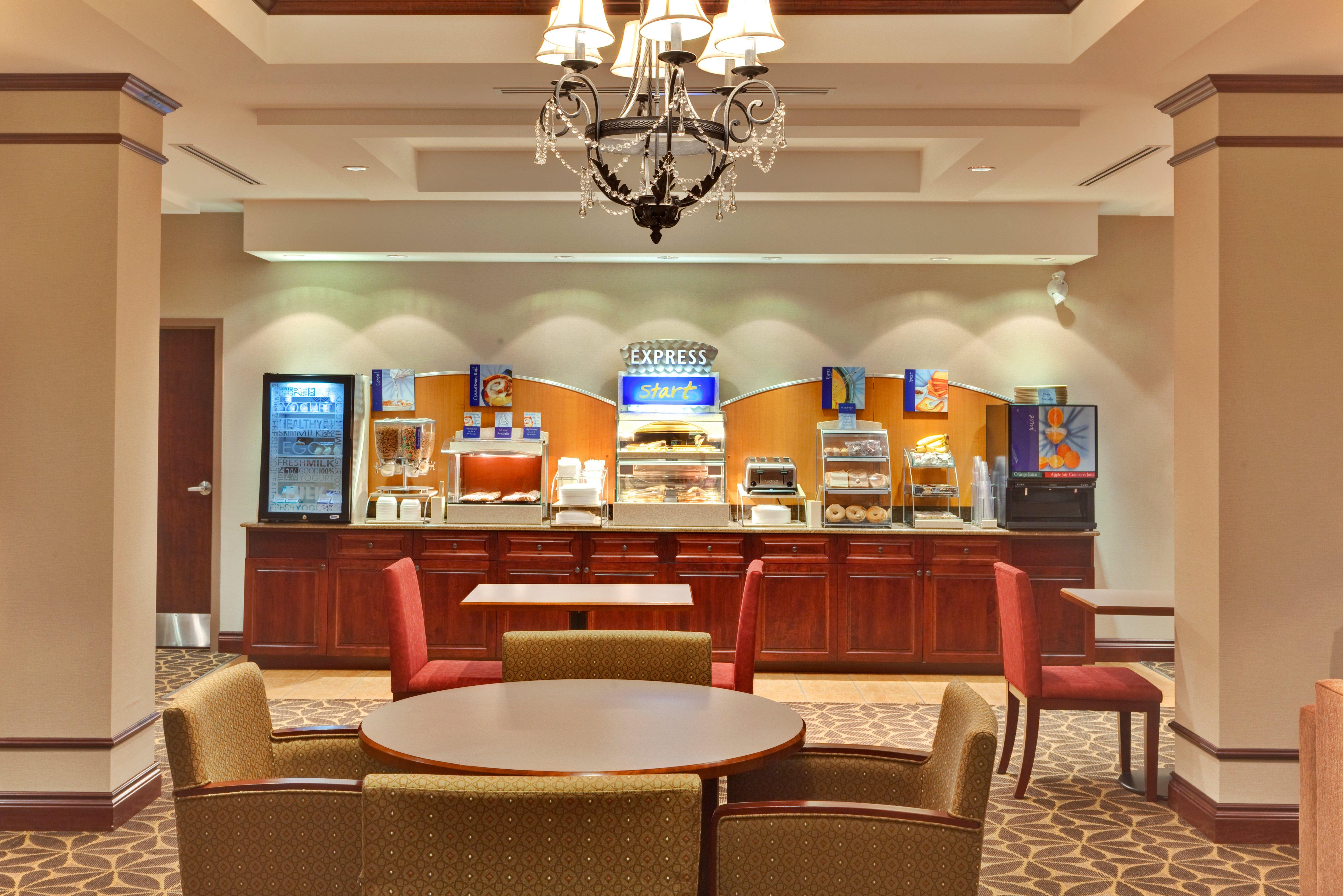 Holiday Inn Express Hotel & Suites Brockville By Ihg Extérieur photo