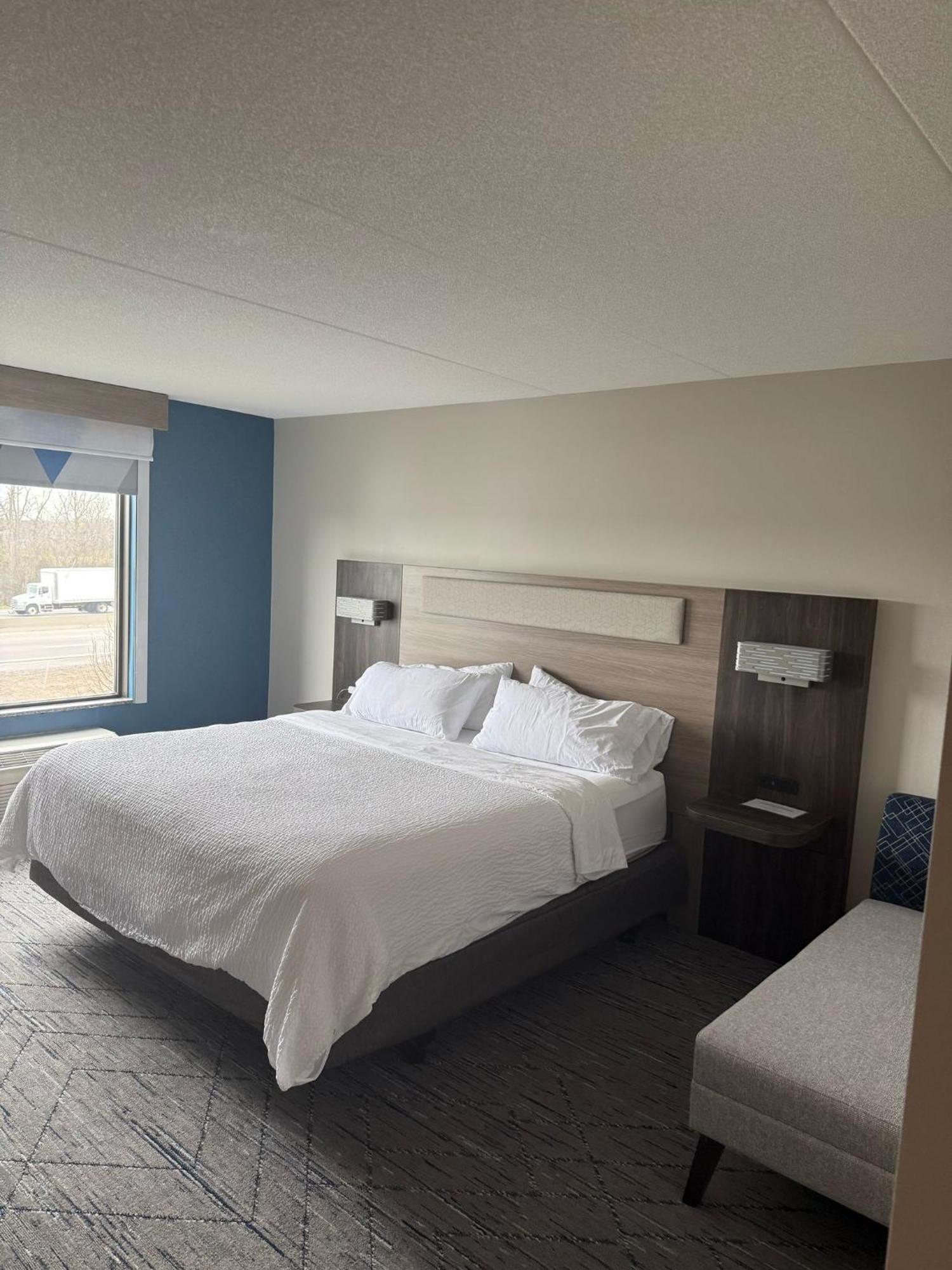 Holiday Inn Express Hotel & Suites Brockville By Ihg Extérieur photo