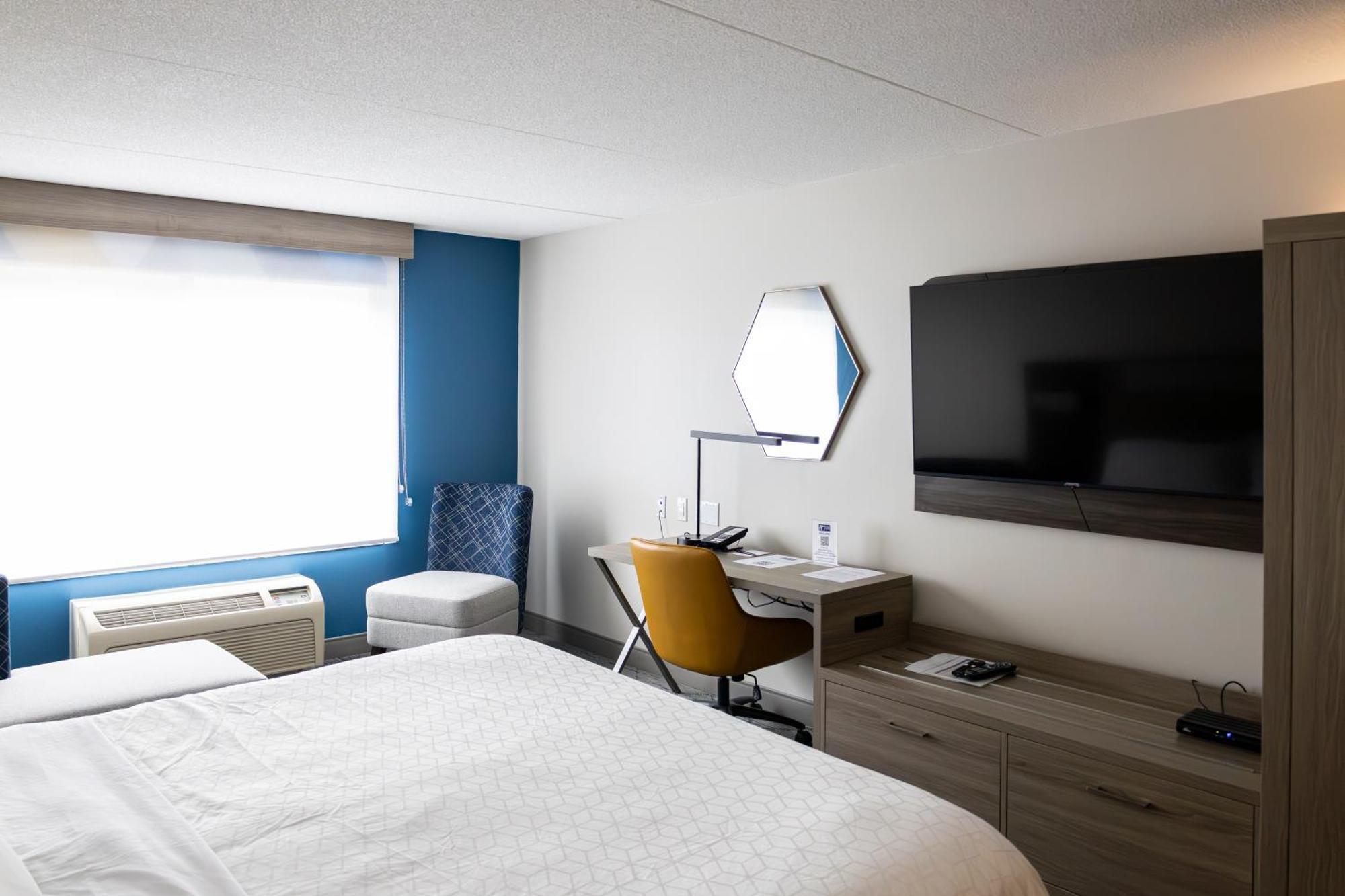 Holiday Inn Express Hotel & Suites Brockville By Ihg Extérieur photo