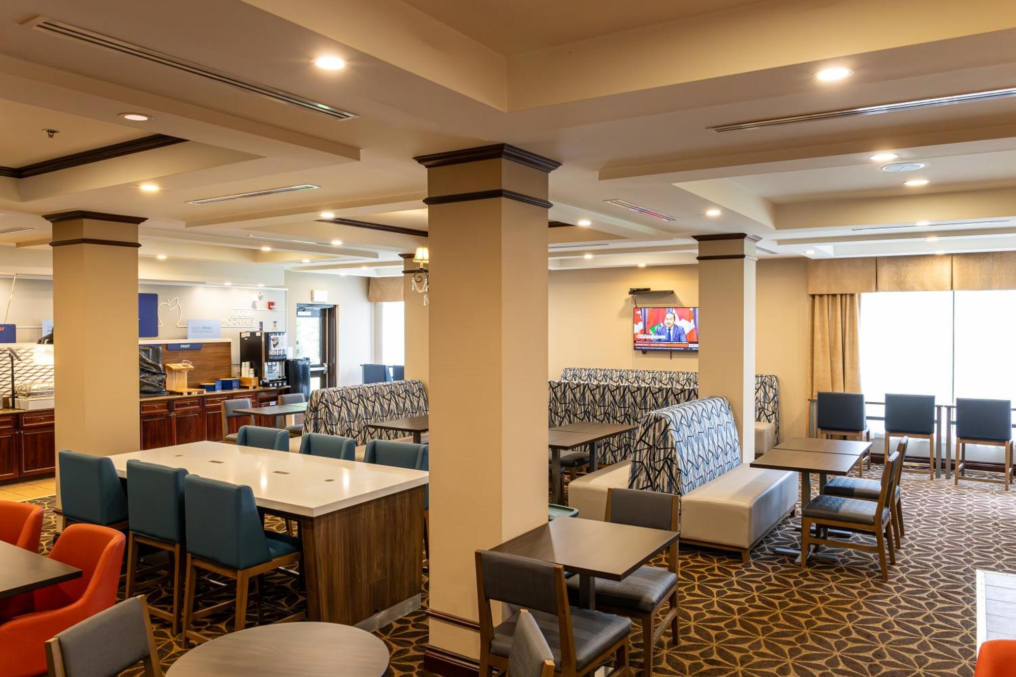 Holiday Inn Express Hotel & Suites Brockville By Ihg Extérieur photo