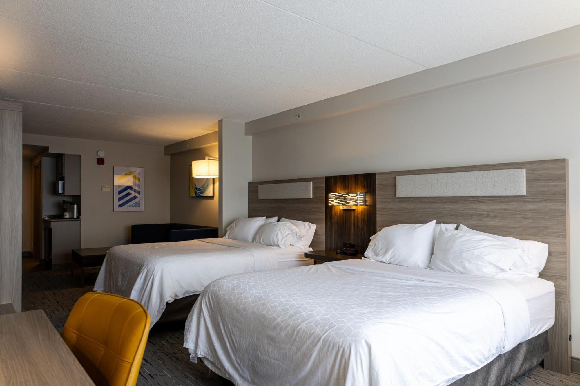 Holiday Inn Express Hotel & Suites Brockville By Ihg Extérieur photo