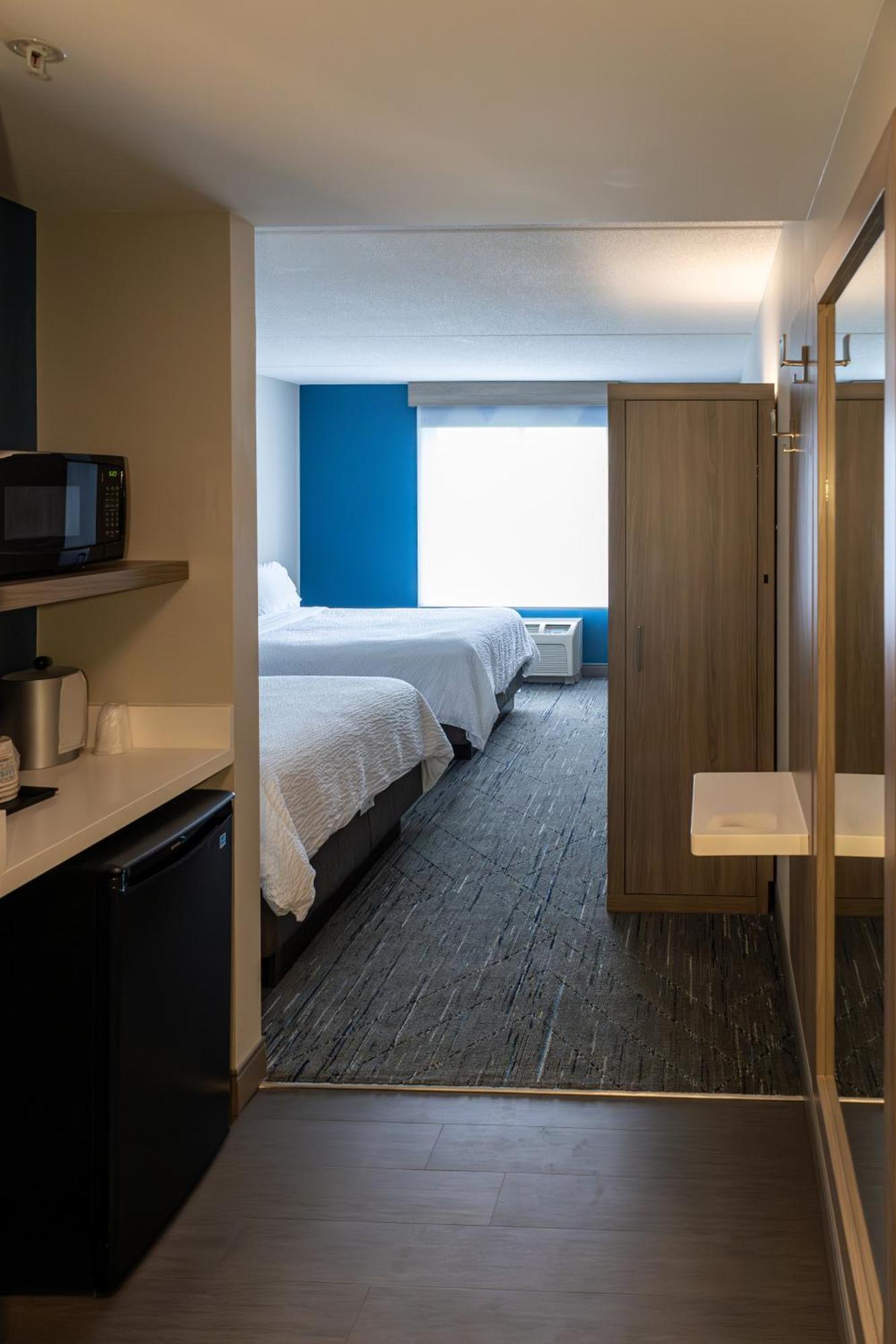 Holiday Inn Express Hotel & Suites Brockville By Ihg Extérieur photo