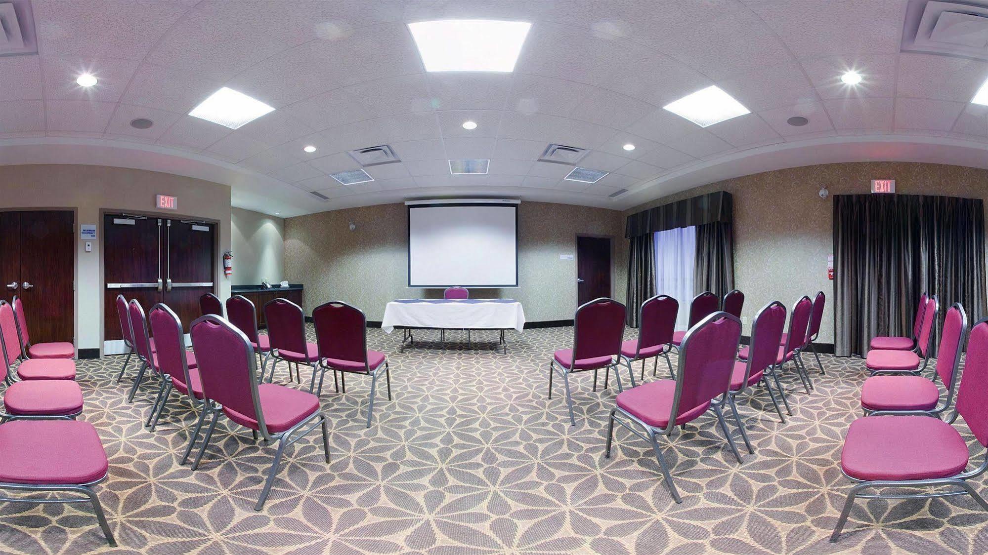 Holiday Inn Express Hotel & Suites Brockville By Ihg Extérieur photo